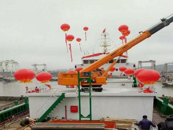 河南港泰船用甲板吊销售厂家设备占用空间小、操作简单